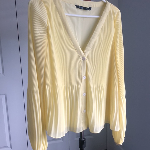 Zara lemon yellow top, size US Medium - Picture 4 of 5